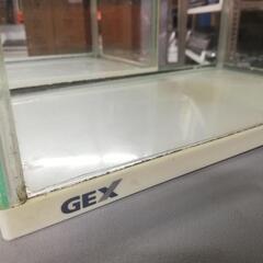 １個300円♪GEXのミニ水槽(^-^)激安でお譲りします！の画像