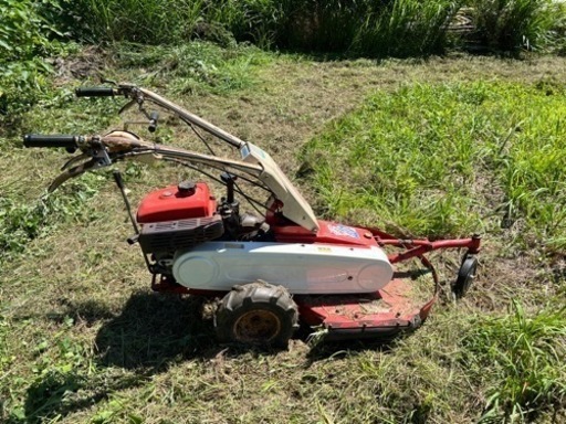自走式草刈機　オートモア　オーレック　AM61B デフロック　ワンタッチバック　自走式