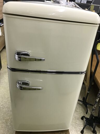 株式会社オーヤマ　ノンフロン冷凍冷蔵庫　PRR-082D-W 2020年製　高年式 レトロ風 全容積81L 美品　サイズ記載