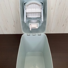 無料！Apria☆おむつ用ゴミ箱☆ニオイポイ☆ペールブルー【こちらは店舗です。浜村鹿野温泉ICから3分 買取本舗 宮本リサイクル 営業時間９～１９時 定休日水曜日】の画像