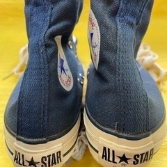 コンバースハイカットスニーカーの画像