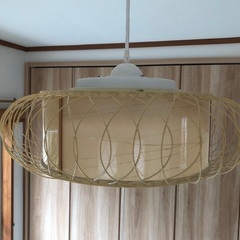 和風ペンダント照明の画像