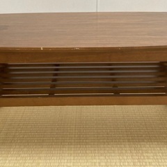 茶色のローテーブル