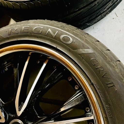 【最高級】（レグノ/ヴィエナ）REGNO GRVⅡ 235/50R18 101V / VIENNA BEING NOBLE IS VIRTUE （タイヤ：18インチ）（ホイール：18.19.20.21インチ対応 ）