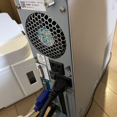 富士通デスクトップパソコン　HPモニターセット（キーボード・マウス・配線類付き）Windowsの画像