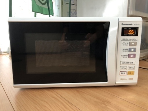 美品　パナソニック　　電子レンジ　　　NE-EH225-W