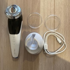 1台8役多機能美顔器＆ウォーターピーリングの画像