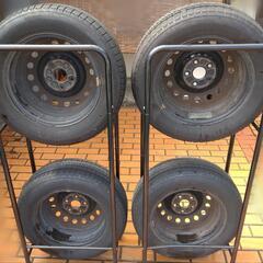 ブリザック　195/65r15　スタッドレスと鉄チンホイールの画像