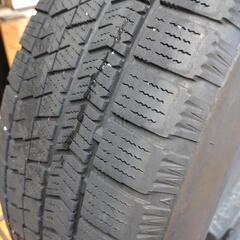 ブリザック　195/65r15　スタッドレスと鉄チンホイールの画像
