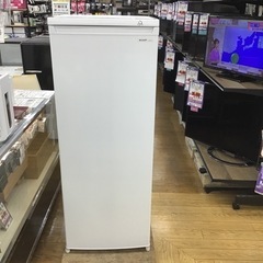 I-8【ご来店頂ける方限定】SHARPの冷凍庫です