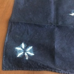 藍色ハンカチの画像