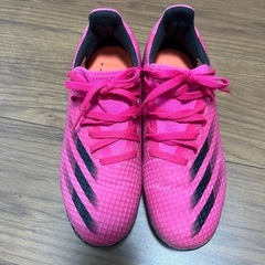 サッカー　スパイク　22.5cm adidasの画像