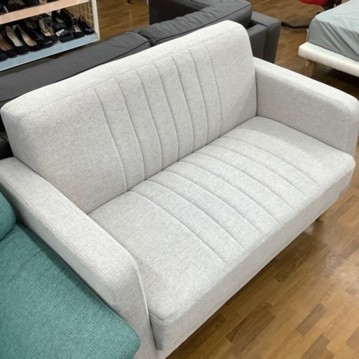 2人掛けソファー 足付 布 ライトグレー×ナチュラル 美品