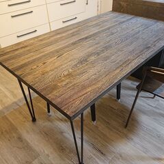 最終値引き！14000→7000円 ダイニングテーブル 135cm 4人掛け 天然木 アイアンの画像