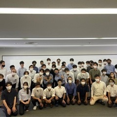【営業スタッフ募集】平均年齢25歳/研修充実で初心者でも安心