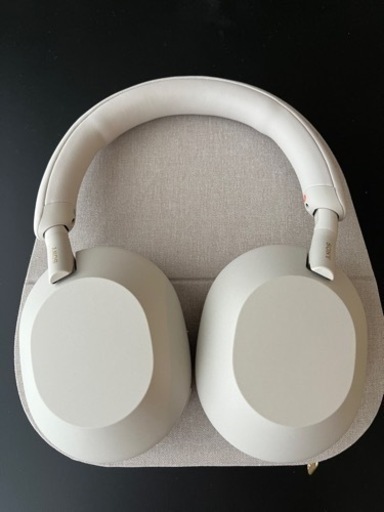 SONY ワイヤレスヘッドホン　WH-1000XM5