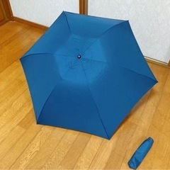 折り畳み傘　紺色