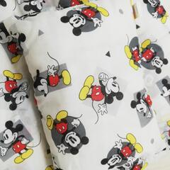 ミッキー柄のお昼寝掛布団と枕のセットの画像