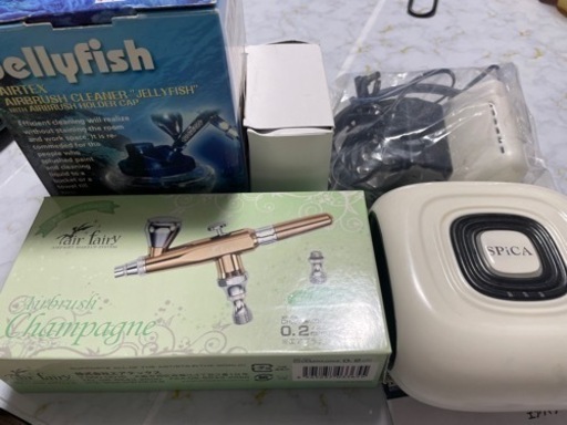 エアブラシ  水性アクリル樹脂絵具36色