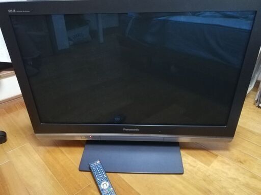 Panasonic　ビエラ37型テレビ　2008年製