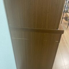【引取限定】食器棚の画像