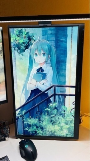 24インチモニター