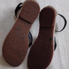アグ UGG Australia アンクルストラップサンダル ベージュ レディース　レザーサンダル　ビーサンの画像