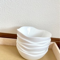 ⭐︎新品未使用　自宅保存品　白いお皿　6点セット⭐︎の画像