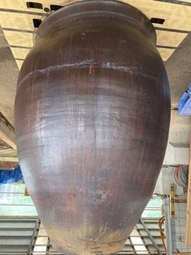 大型の壺、甕（カメ）水甕　花器　保存容器　レトロアンティーク　昭和レトロ