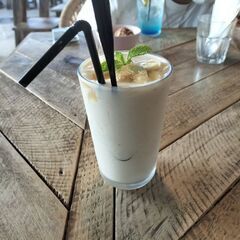 今からカフェに行ける方いませんか？