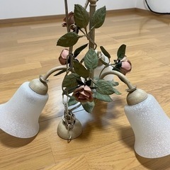 大塚家具　シャンデリアの画像