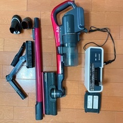 【ジャンク品】ラクティブエア　シャープ　コードレス　サイクロン　掃除機の画像