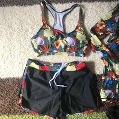 レディース ラッシュガード S サイズの画像