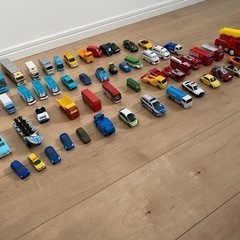 ミニカー（トミカ、siku、カプセルトミカなど）の画像