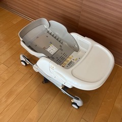 【差し上げます】コンビ ハイローチェア オートスイングの画像