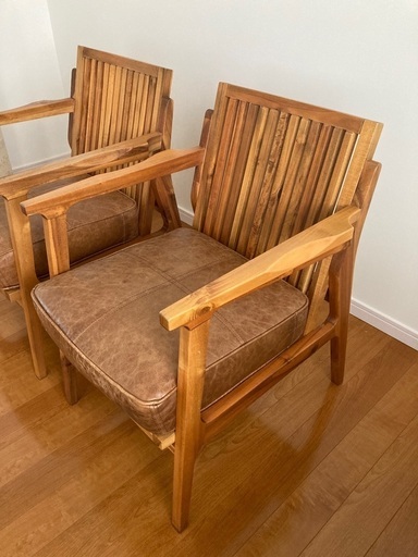 レザーダイニングチェア二脚　美品