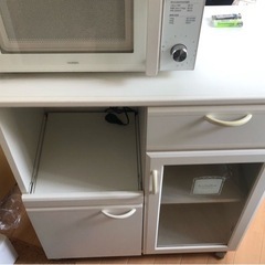 【中古品】食器収納棚の画像