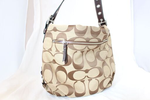 COACH コーチ ショルダーバッグシグネチャー ダッフル Ｆ15067 ベージュ　斜め掛け　レディース　美品
