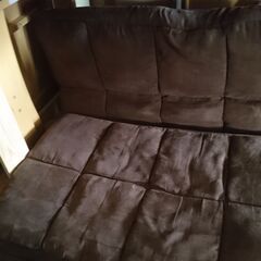 倶知安町 小さな2人用ソファ。 黒の画像