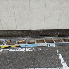 ナカオ ALT-8.3 三連 伸縮はしご軽太②野田愛宕店】【店頭取引限定】【中古】ITHFDEBC26R1