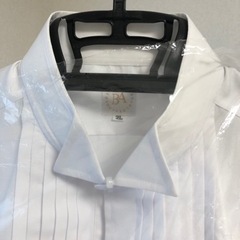 値下げ！【2回使用】新郎/タキシード用シャツ/6点セットの画像