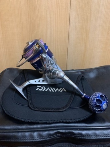 DAIWA SALTIGA Z4500 リール 専用ケース付き ダイワ 01ソルティガZ4500 リールケース付き