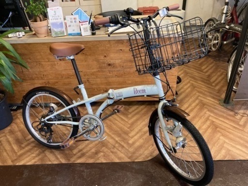 【タイヤ・チューブ新品！】6段変速　20インチ折りたたみ自転車　ホワイト