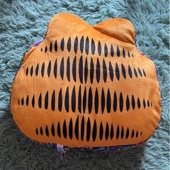 【新品】ガーフィールド ダイカットクッションの画像