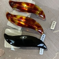ヘアアクセサリーまとめ売り　カチューシャ、バレッタ他の画像