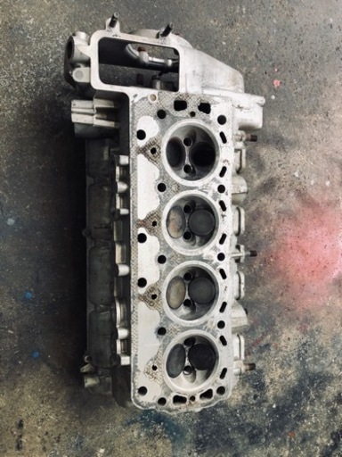 トヨタ　3T GT ターボ用エンジン　ヘッド