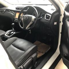 ロ－ン審査でお困りの方諦めないで！独自ロ－ン有！　2016年　エクストレイル　4WD　20Xハイブリッドの画像