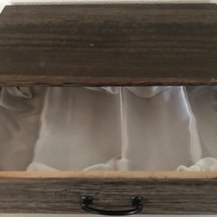 美品【引き出し棚】桐？の画像