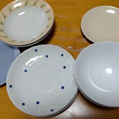 食器などの画像