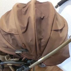 アップリカ ベビーカー ラクーナの画像